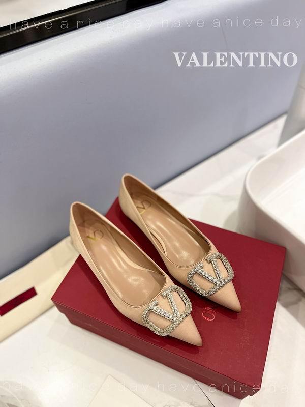 Valentino Women's Shoes 651